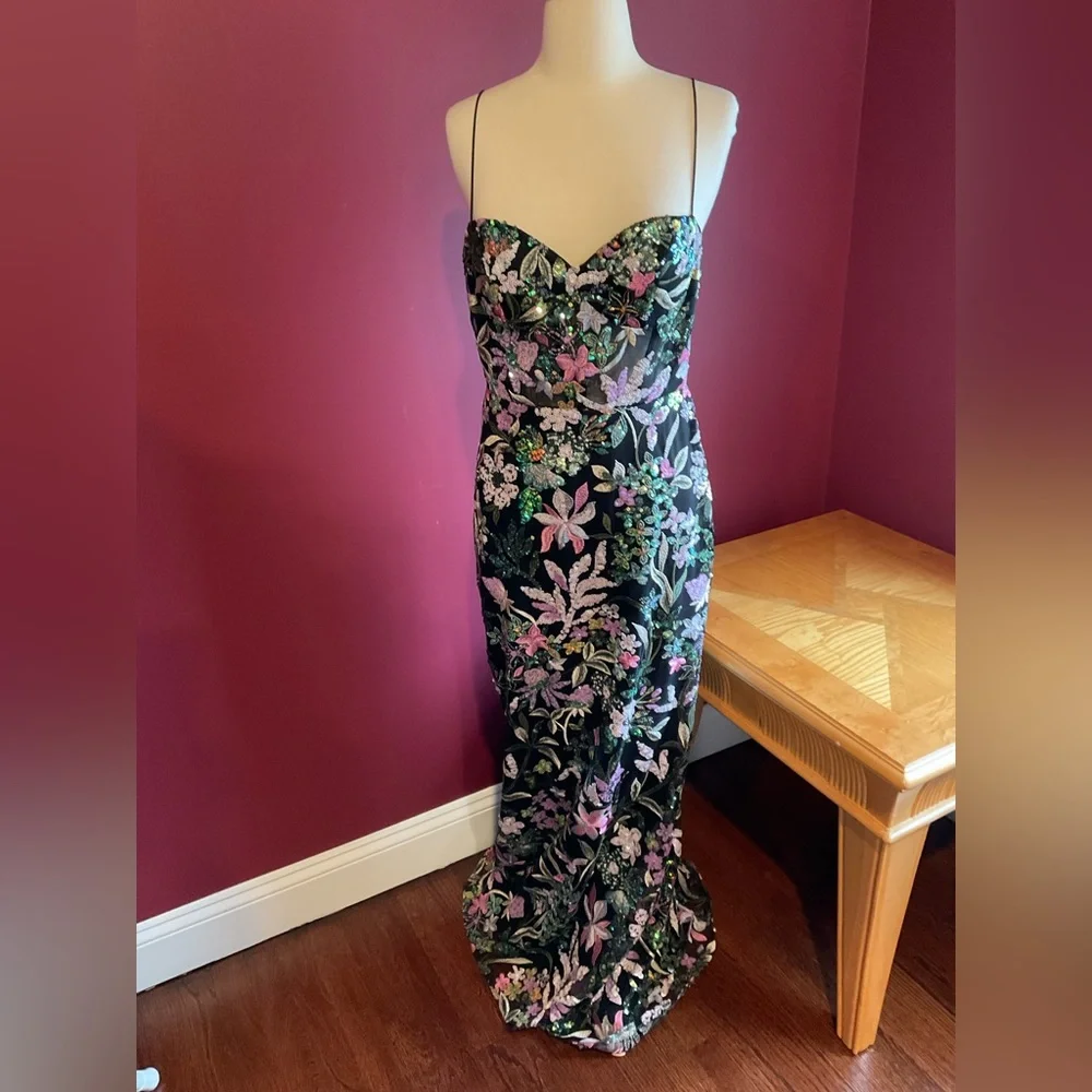 Mac Duggal Spaghetti Strap Bustier Embroidered Applique floral sequin Gown Sz 6 - Picture 7 of 16